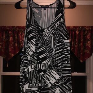 Selling this black and white designed tank